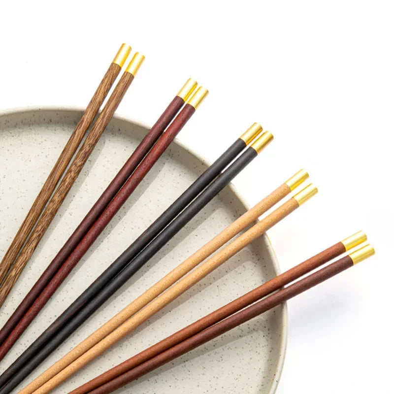 Lot de 2 Paires de Baguettes et 2 Porte Baguettes Jessoensis (5 Couleurs)