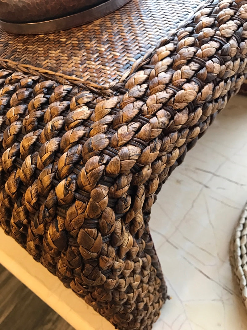 Table Sarushima (3 tailles, 2 couleurs et avec ou sans coussins)